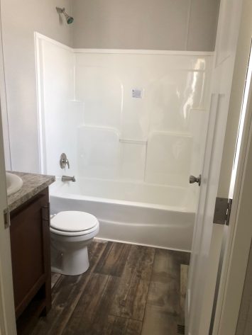 Iris Winds - Image 9