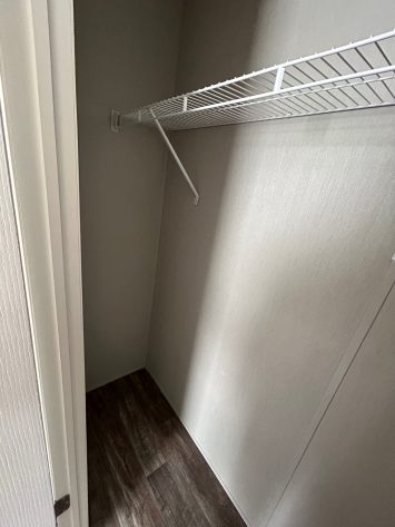 Iris Winds - Image 8