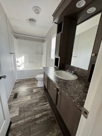 Crestview - Image 10