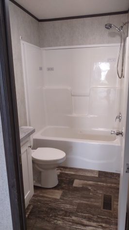 Maple Manor - Image 5