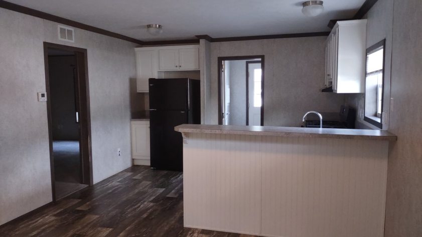 Maple Manor - Image 6