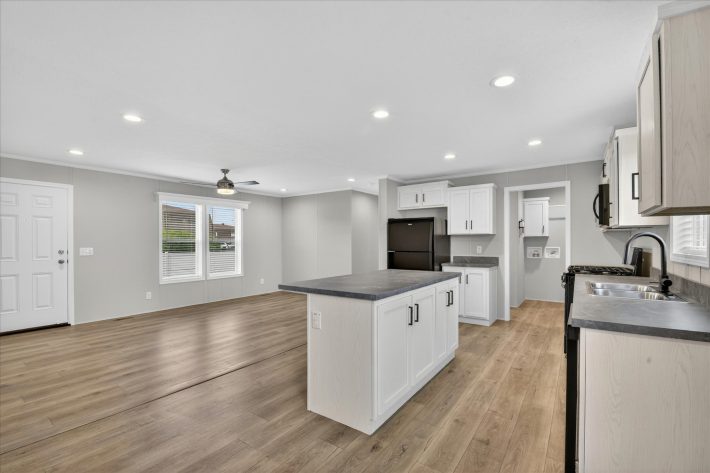 Bayshore Estates - Image 17