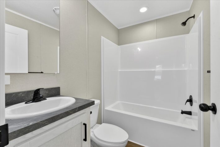 Bayshore Estates - Image 33