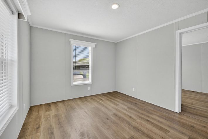 Bayshore Estates - Image 35