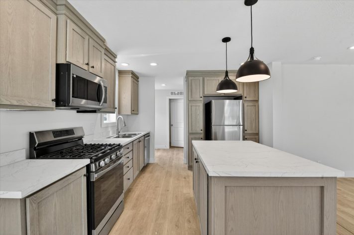 Bayshore Estates - Image 15