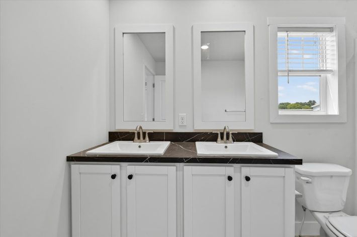 Bayshore Estates - Image 31