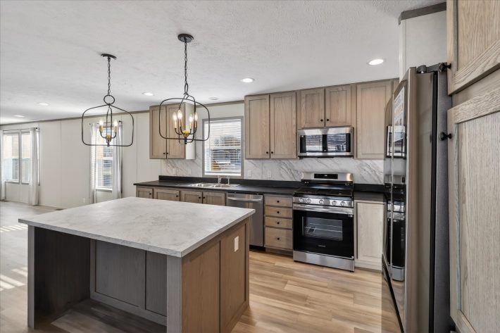 Bayshore Estates - Image 15