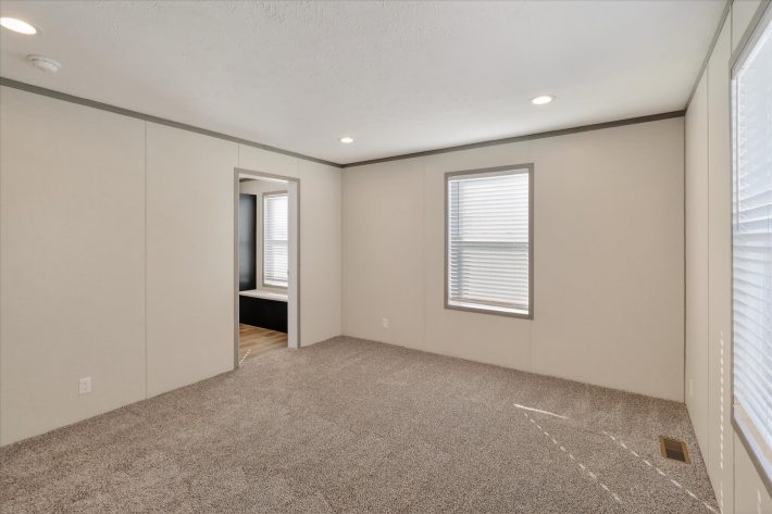 Bayshore Estates - Image 18