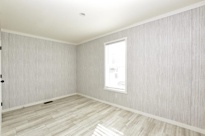 Crestview - Image 17