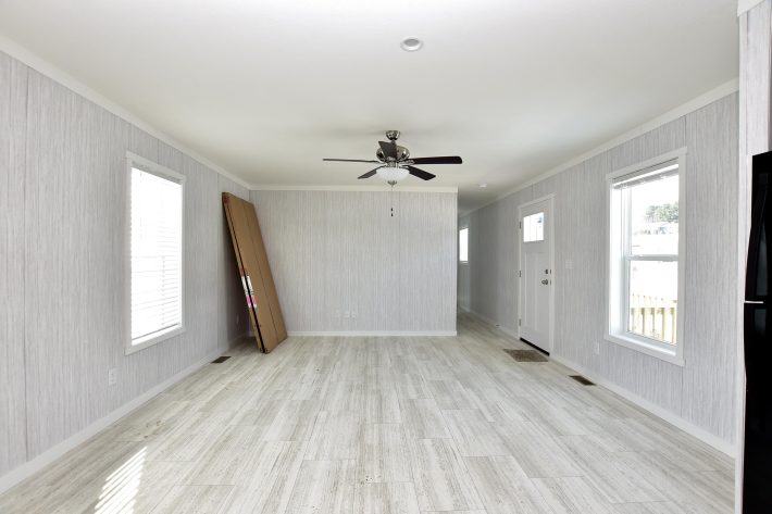 Crestview - Image 13