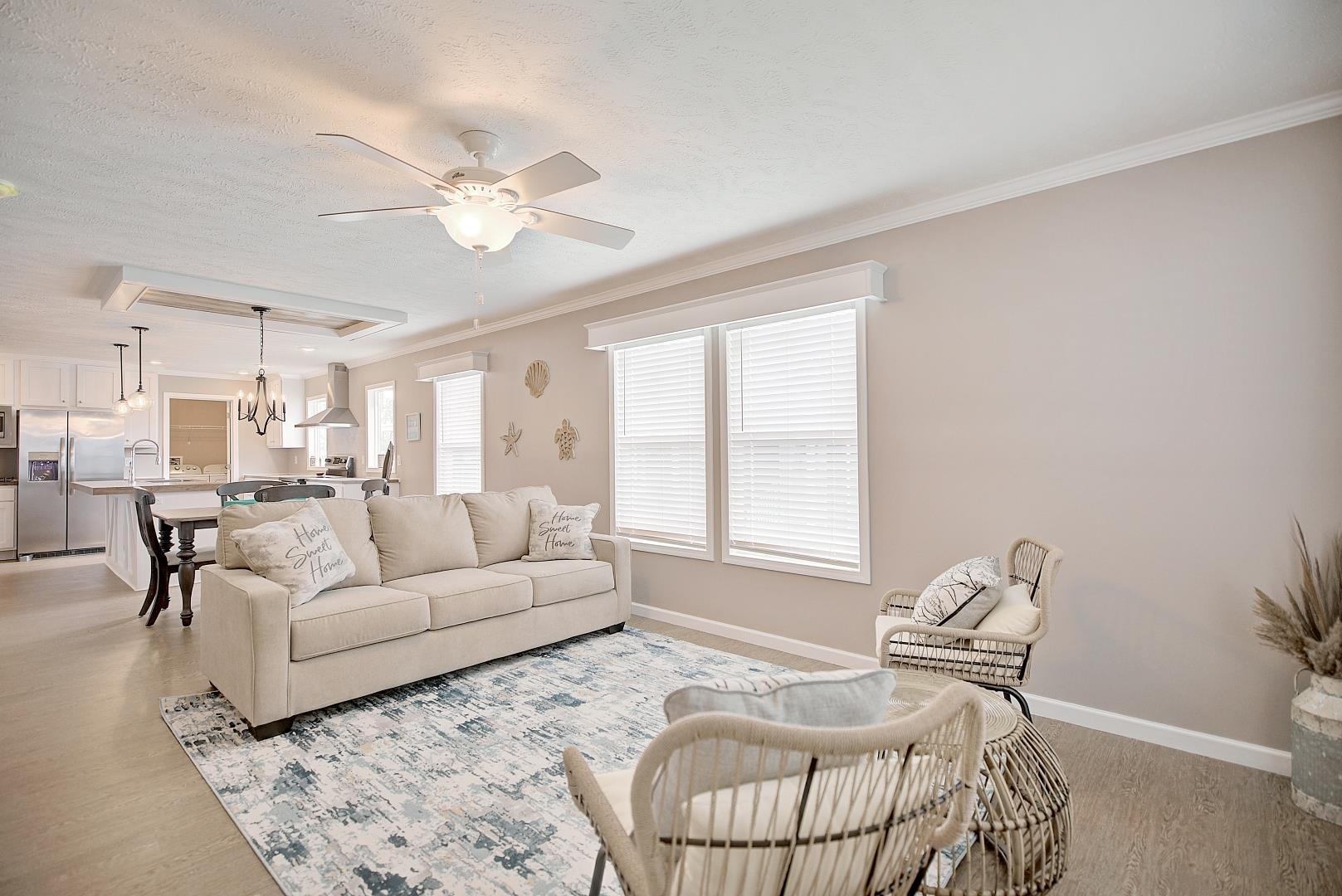 Home gallery image 4