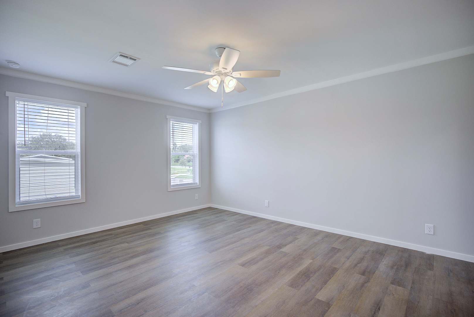 Home gallery image 25