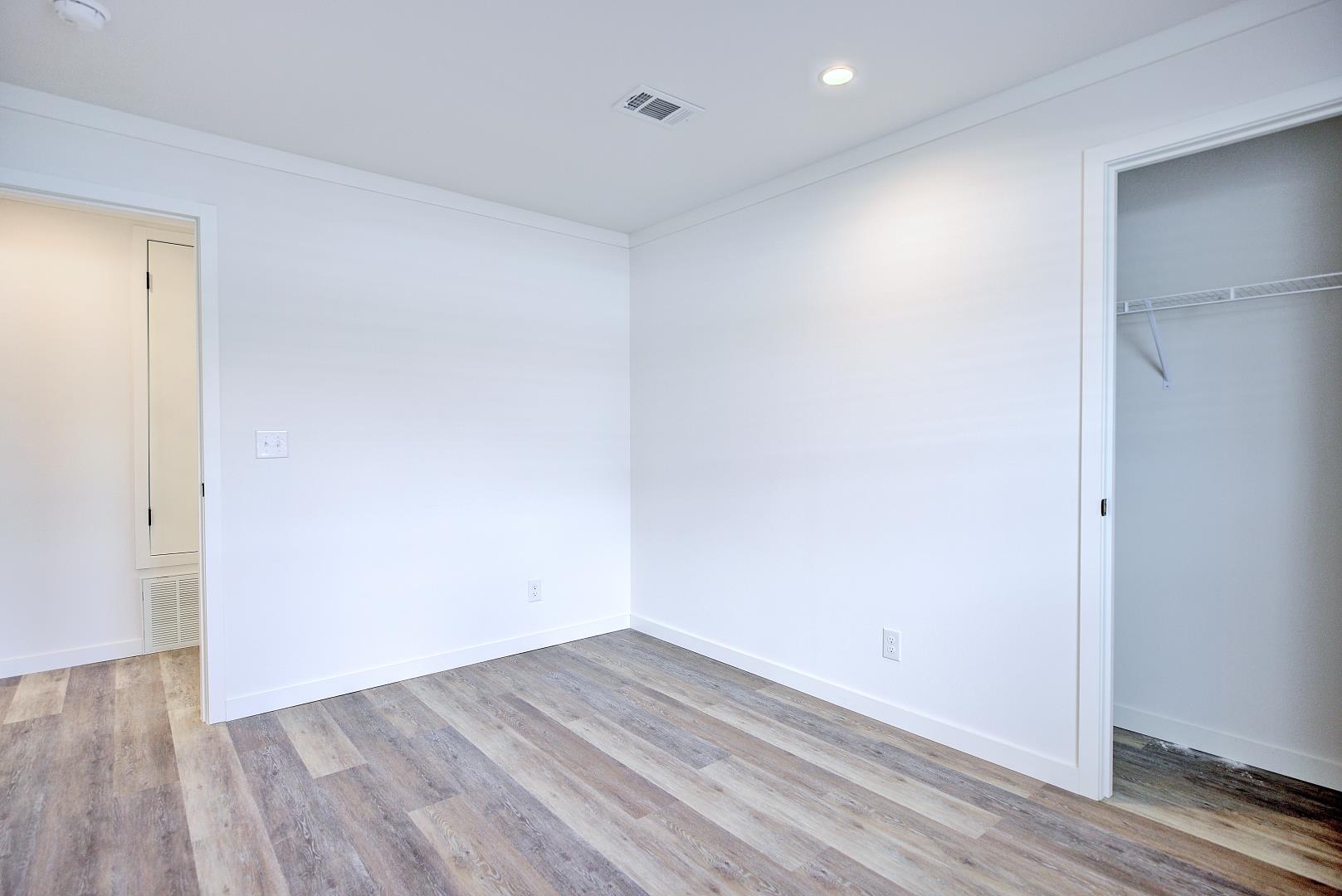 Home gallery image 16