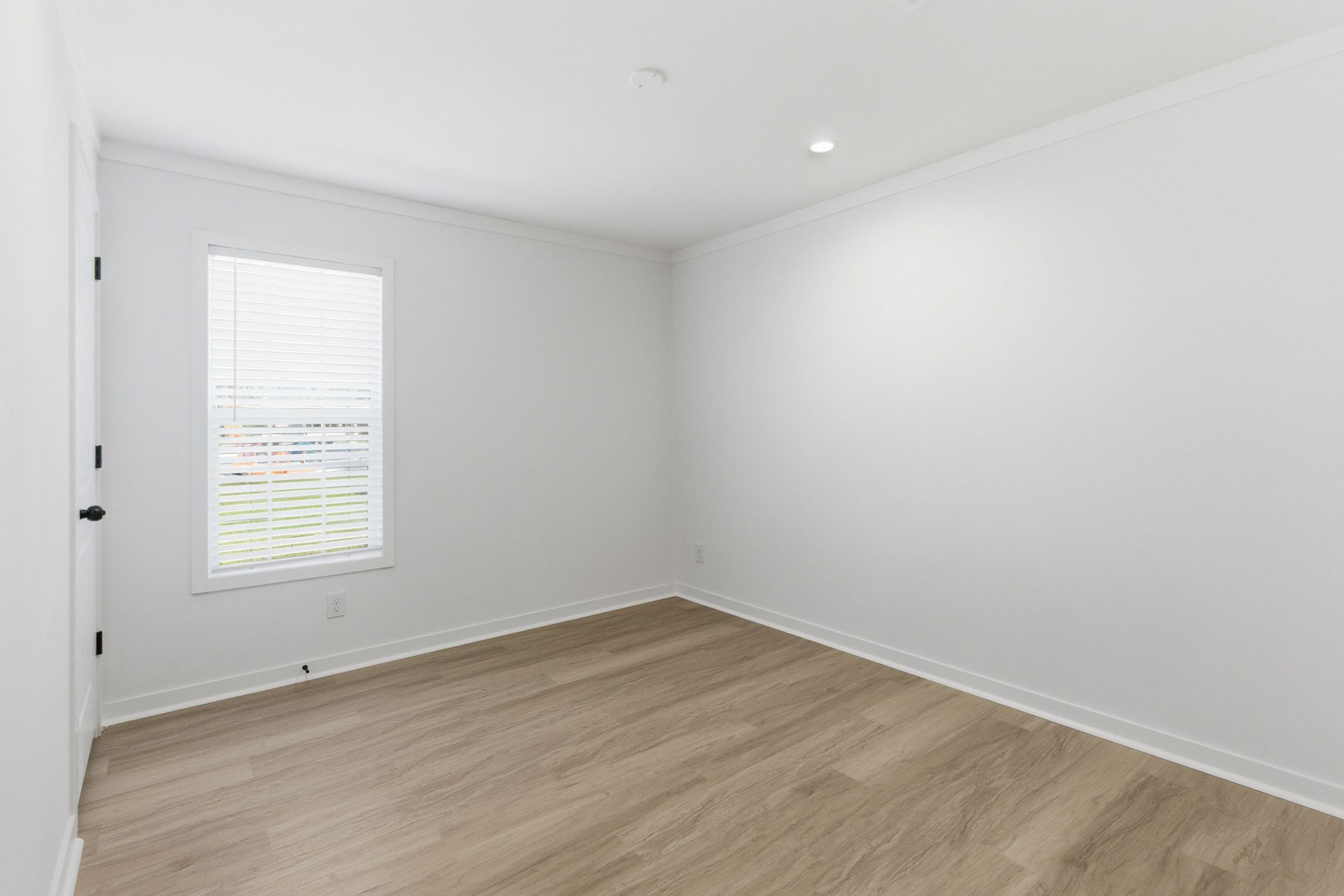 Home gallery image 5