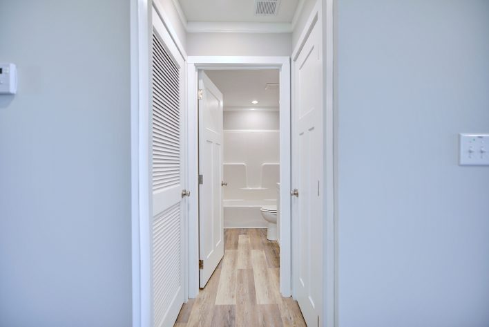 Sebring Square - Image 6