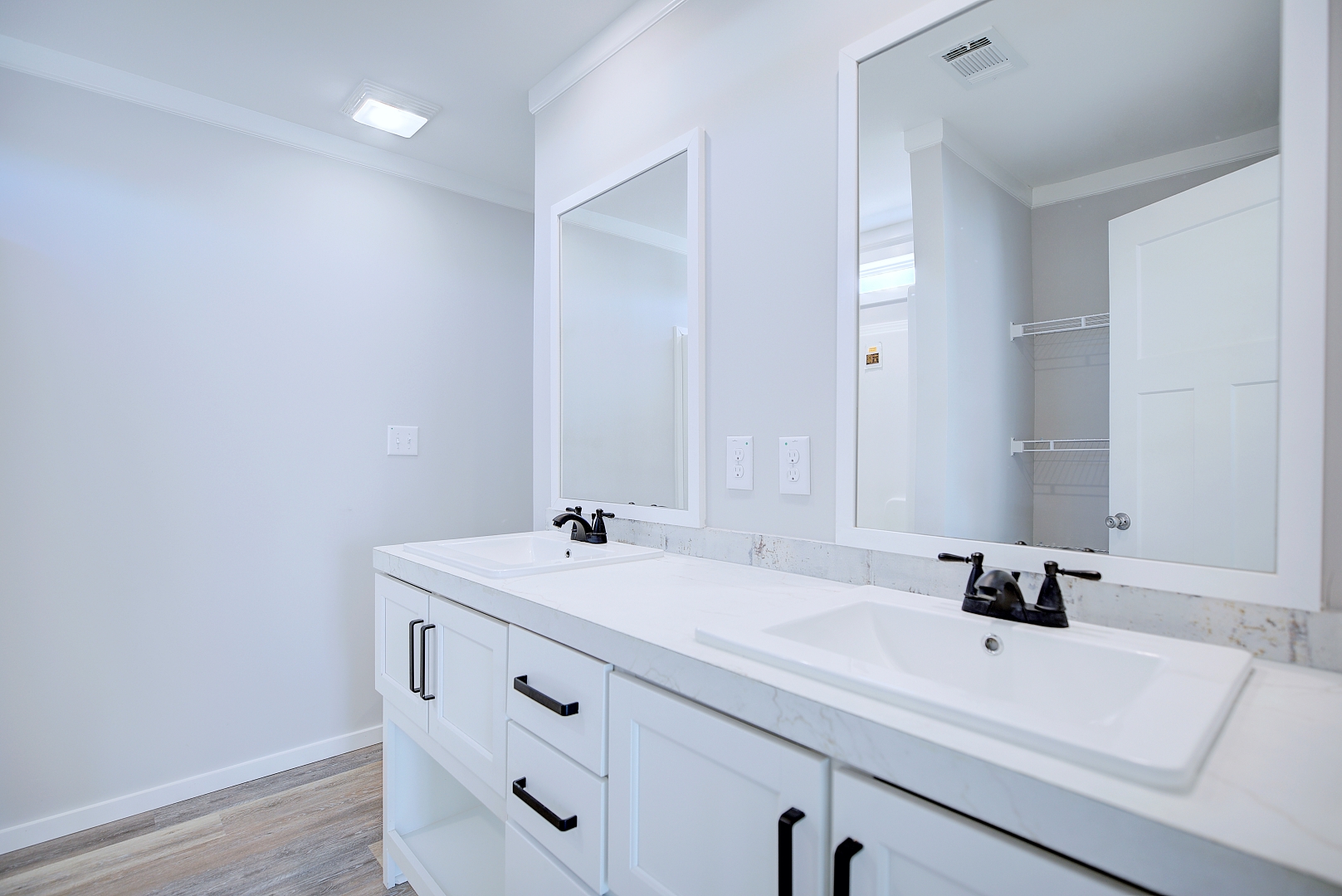 Home gallery image 15