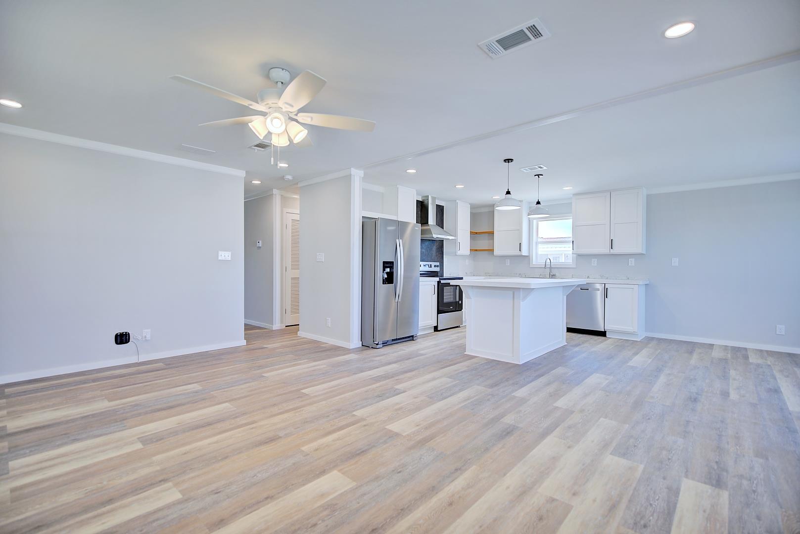 Home gallery image 3