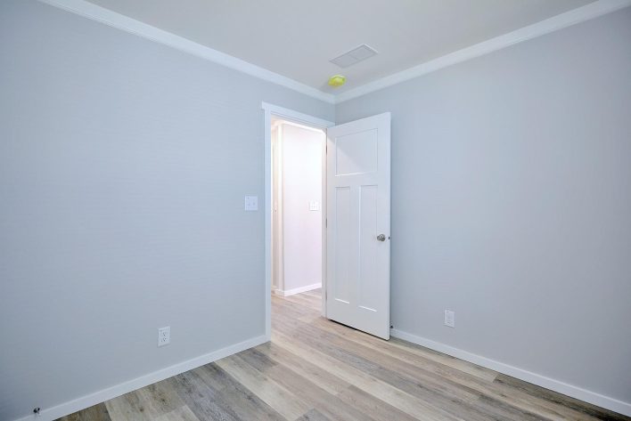 Sebring Square - Image 10