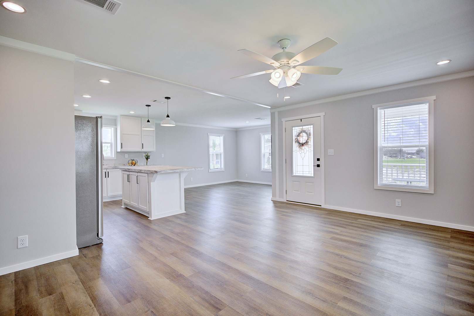 Home gallery image 2