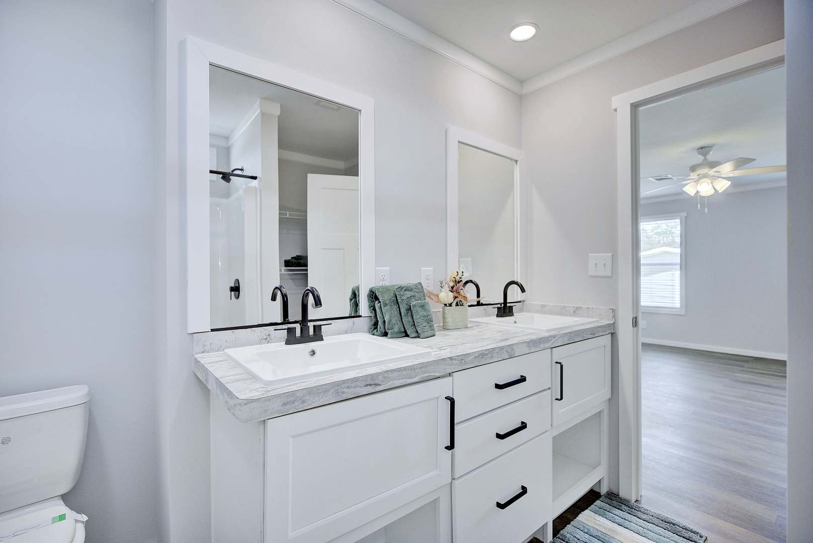 Home gallery image 6