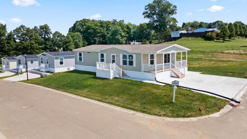 Lake Sherman Village - Image 9