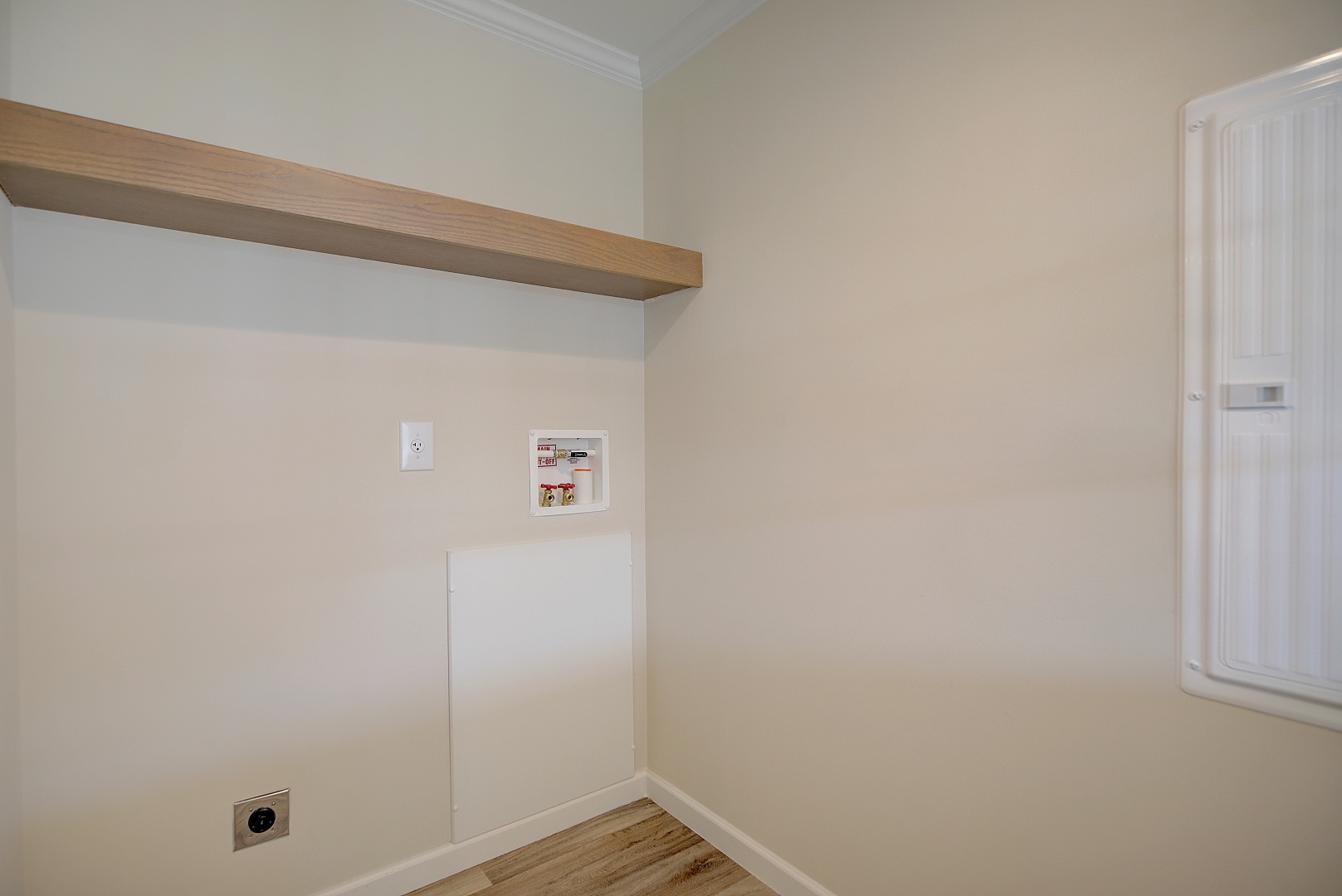 Home gallery image 8