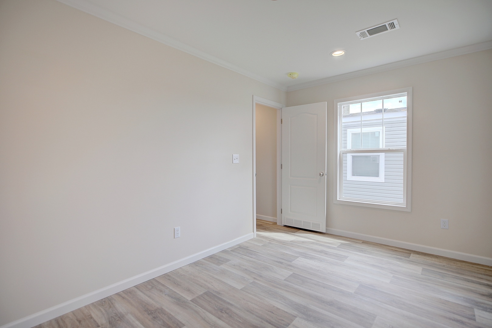 Home gallery image 13