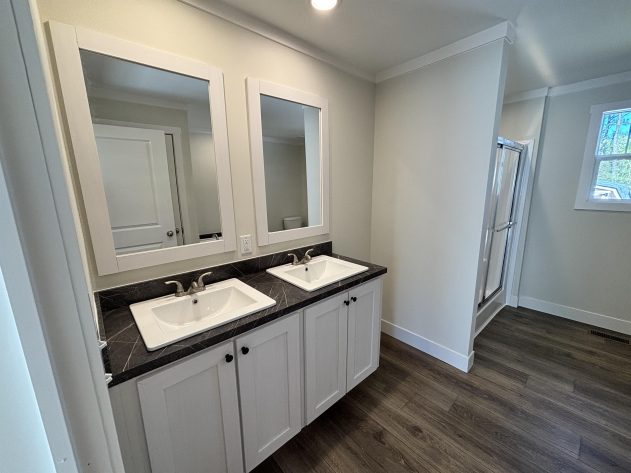 Mighty Oak - Image 1