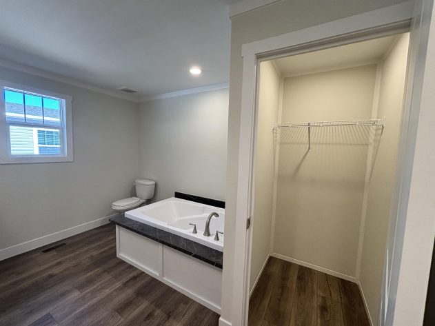 Mighty Oak - Image 4