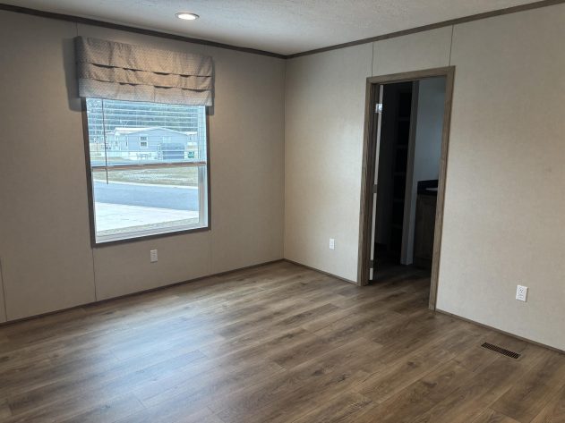 Mighty Oak - Image 1