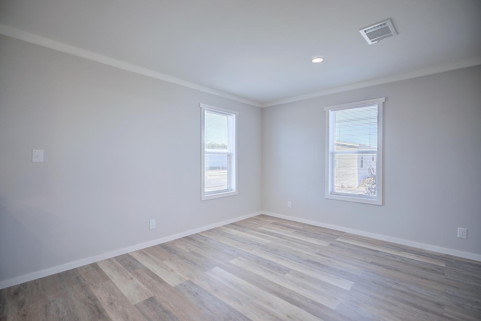 Home gallery image 7