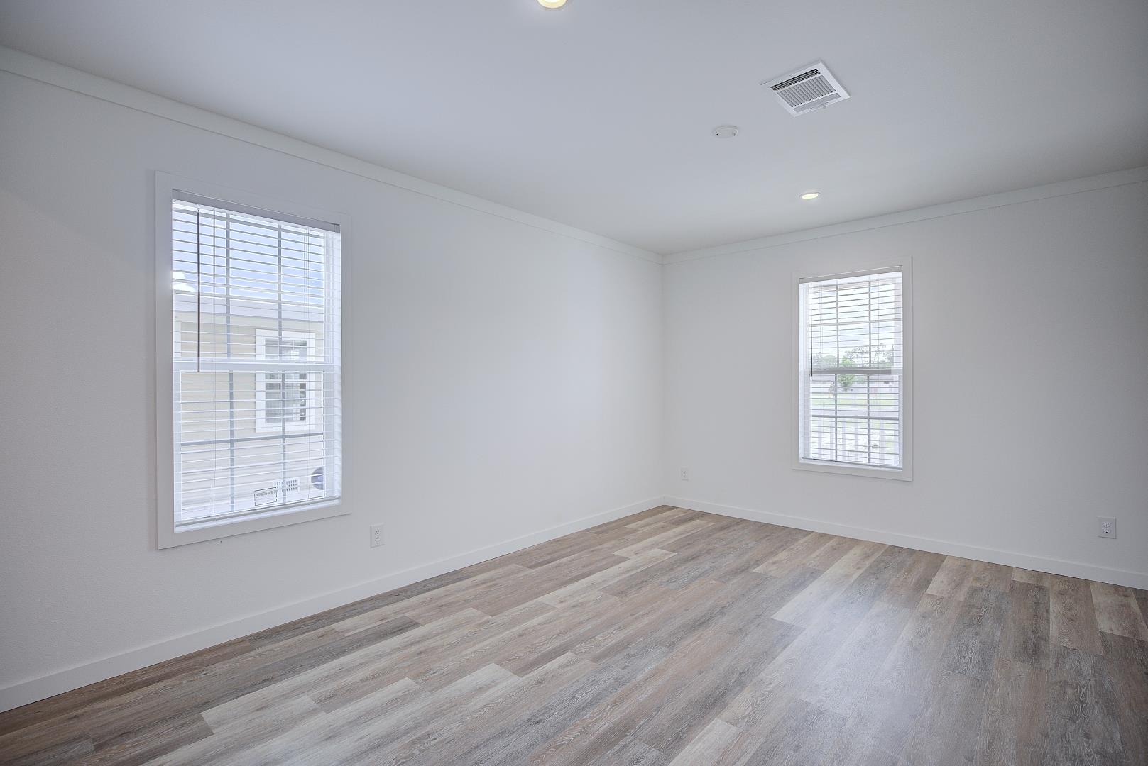 Home gallery image 14
