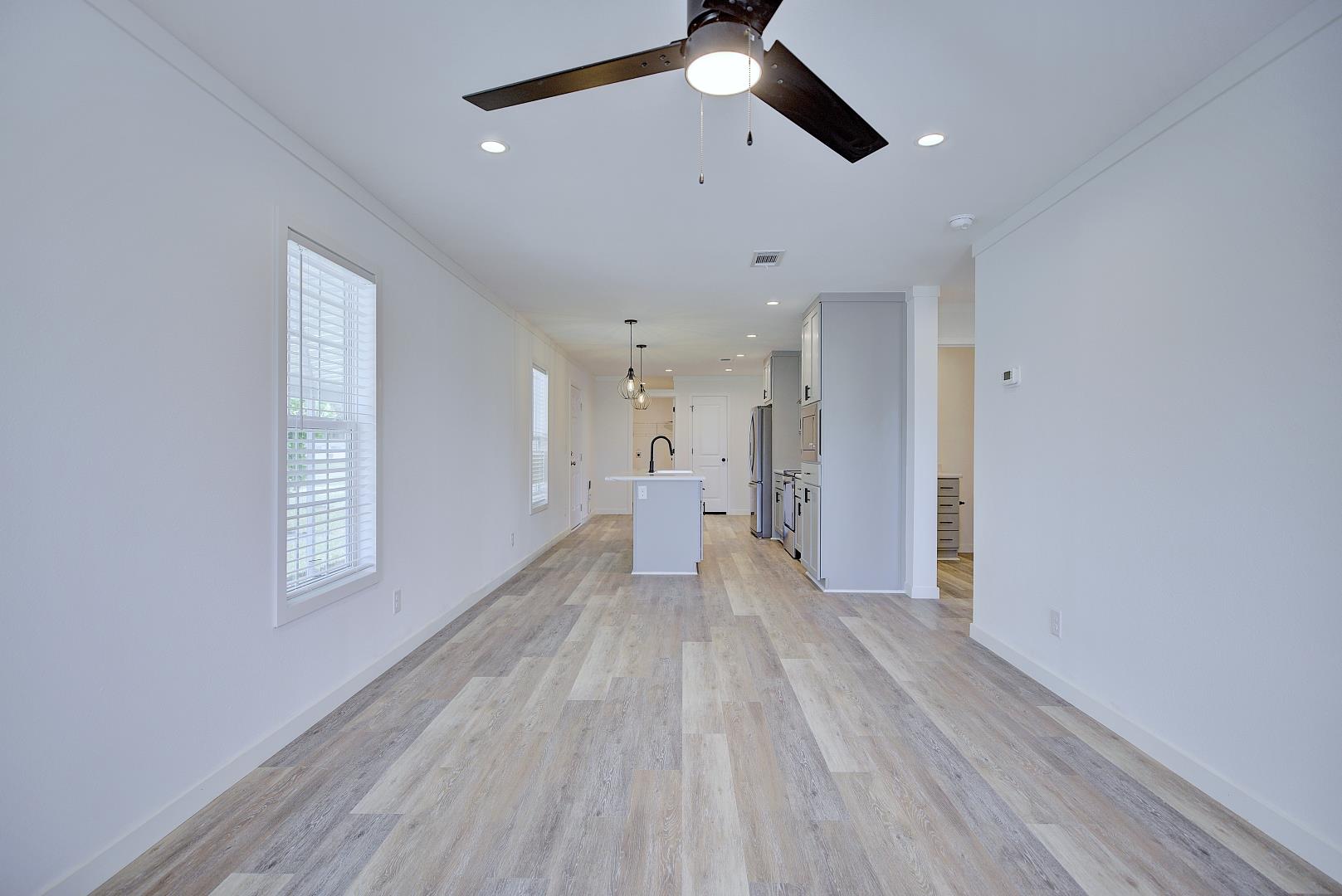 Home gallery image 16
