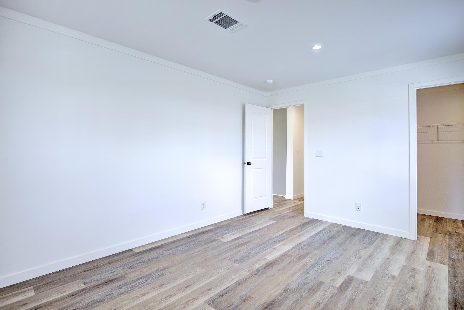 Home gallery image 17