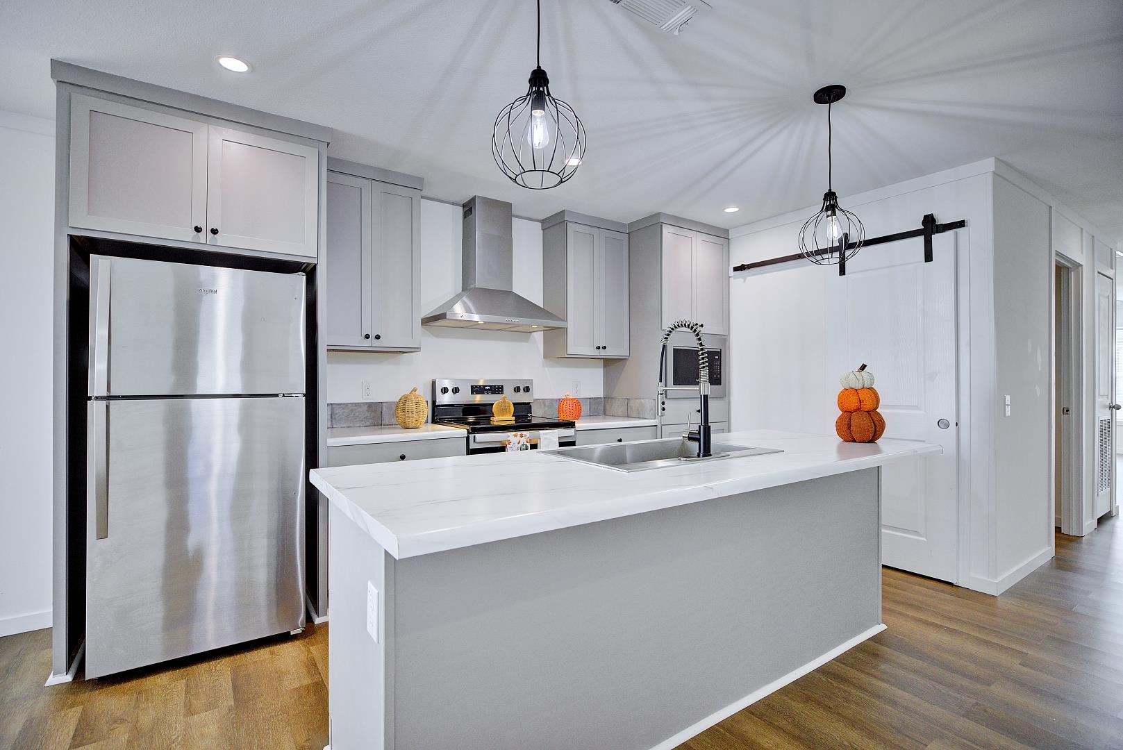 Home gallery image 8