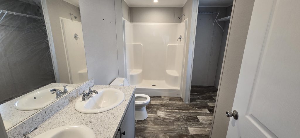 Brookview Village - Image 4