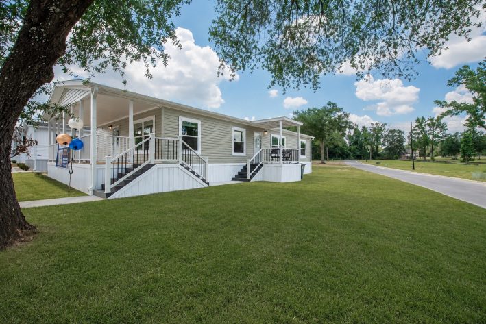 Saddle Creek - Image 3
