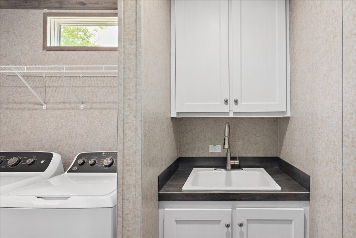 Saddle Creek - Image 26