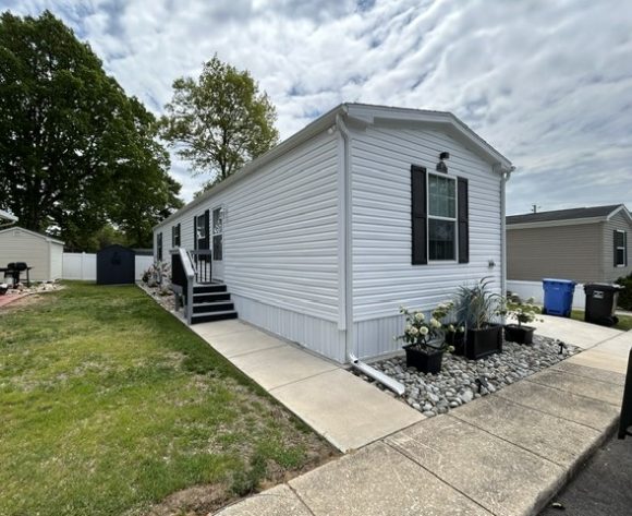 Cedar Grove - Image 1