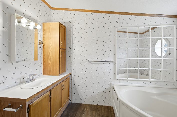 Maplewood Village - Image 15