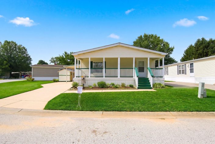 Maplewood Village - Image 1