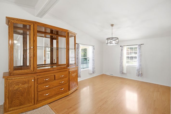 Maplewood Village - Image 7