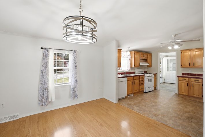 Maplewood Village - Image 9