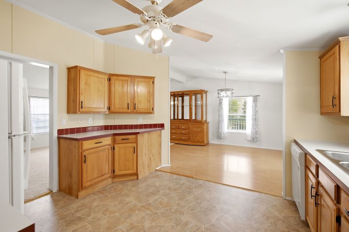 Maplewood Village - Image 11