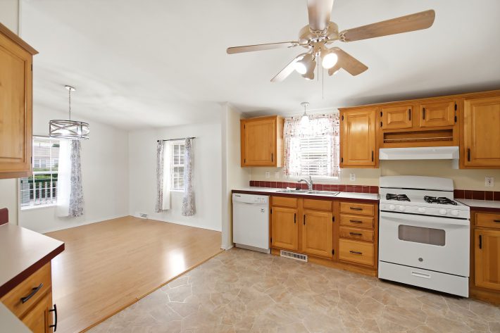 Maplewood Village - Image 12