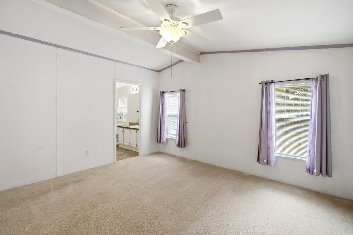 Maplewood Village - Image 14