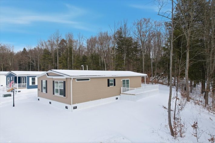 Brookview Village - Image 1