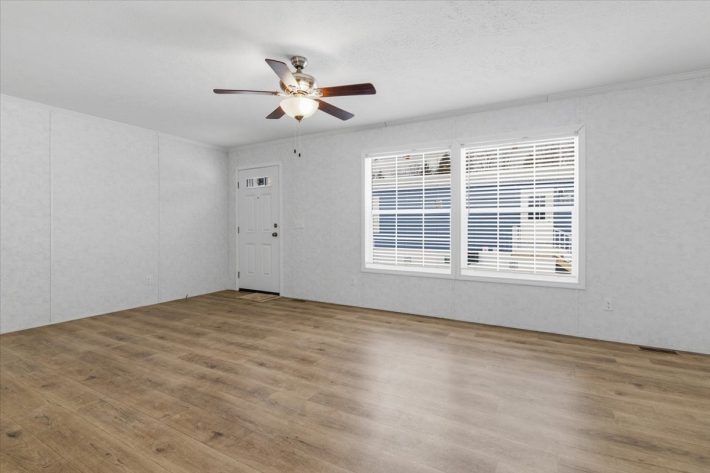 Brookview Village - Image 7