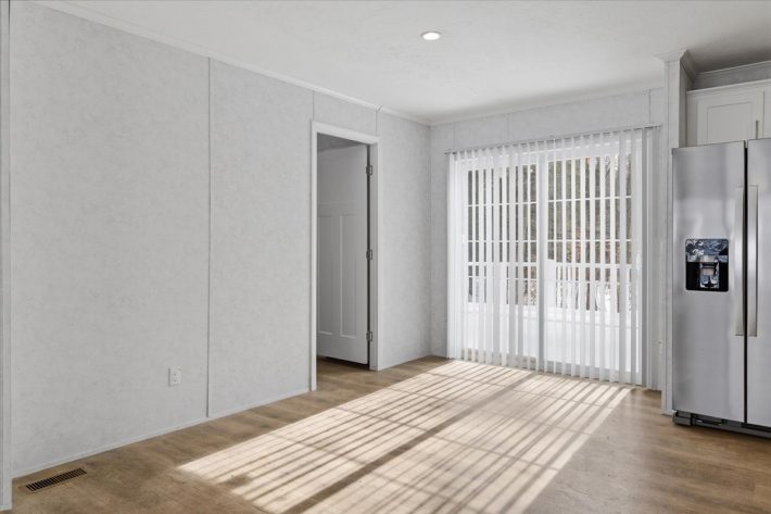 Brookview Village - Image 9