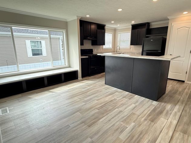 Dining /kitchen